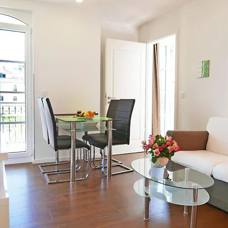 Haus Meeresblick - Bernstein 公寓 *