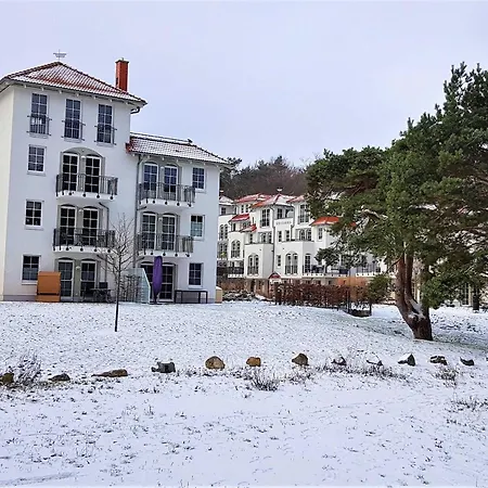 Haus Meeresblick - Bernstein * Baabe